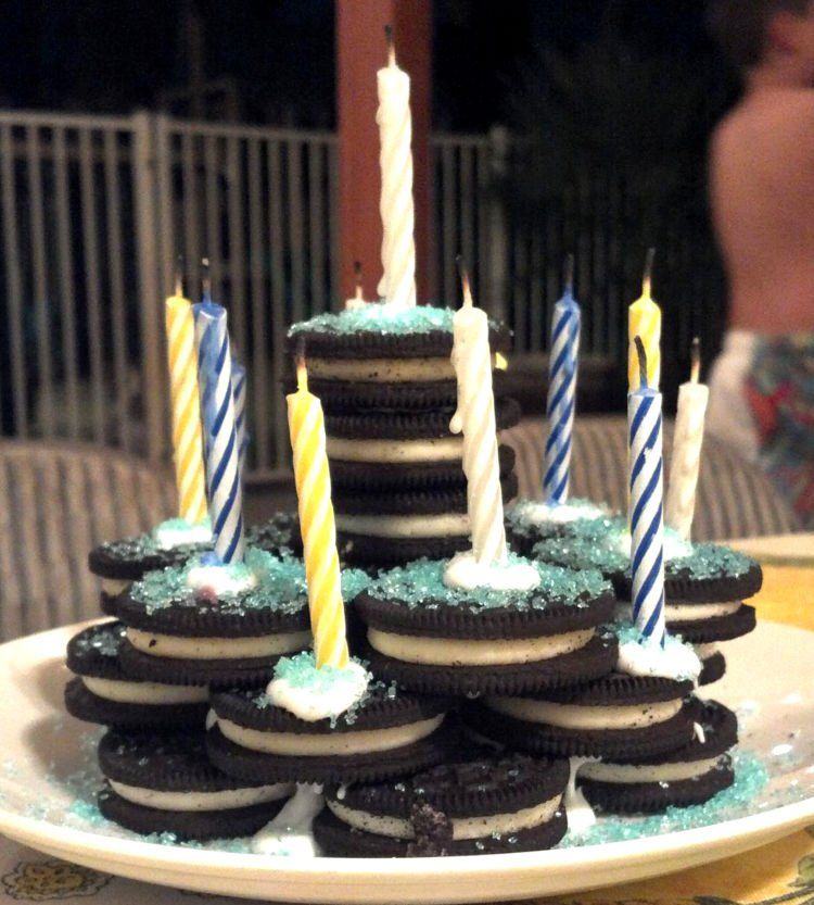 kue ulang tahun dari Oreo