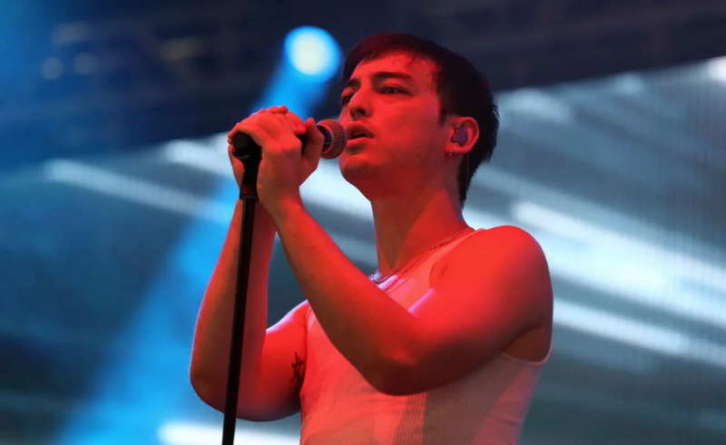 Makna Dan Fakta Di Balik Lagu Joji Glimpse Of Us Yang Bikin Galau Sexiz Pix