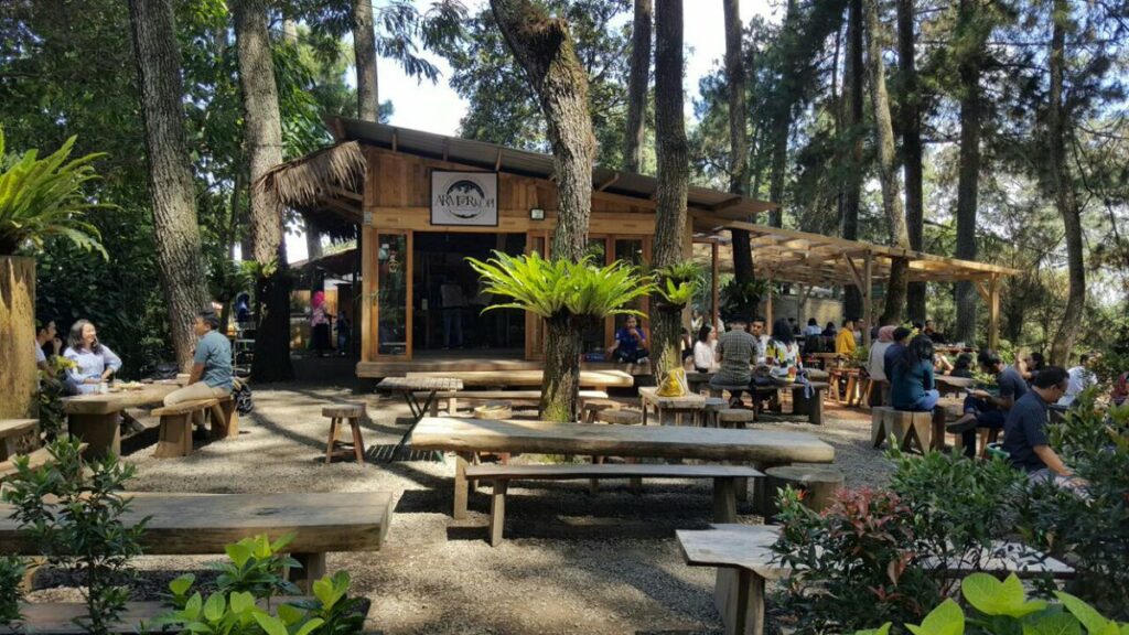 10 Tempat Ngopi di Bandung yang Enak dan Instagramable