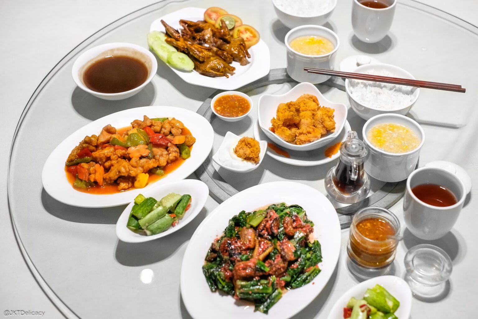 7 Tempat Makan Enak di Jakarta Barat yang Juga Legendaris!