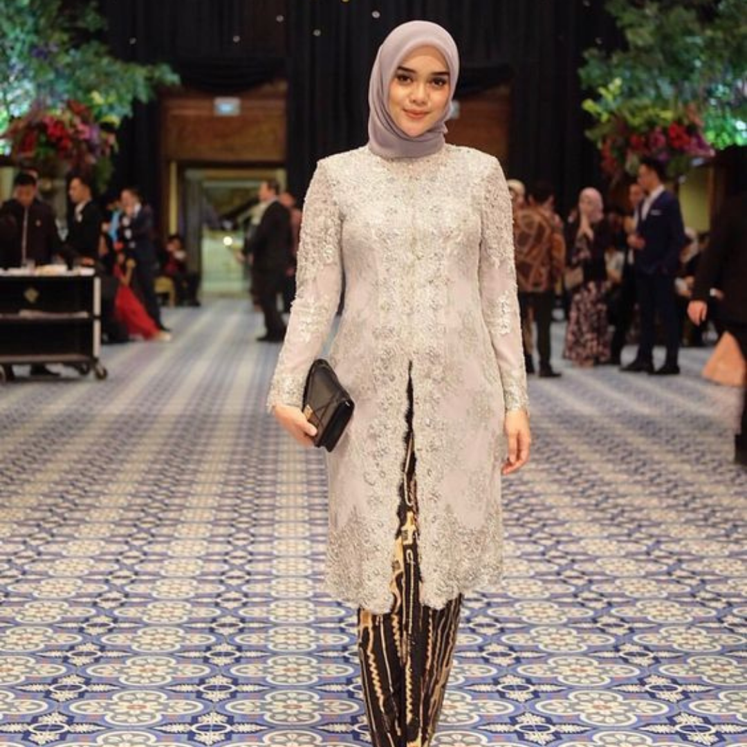 43 Model Kebaya Modern Hijab Yang Stylish Dan Menawan